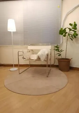 K-5 Hongdae Yeontral Park Apartment